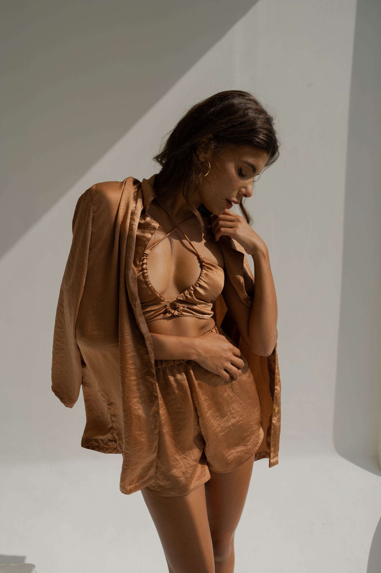 Inana cropped silky shorts